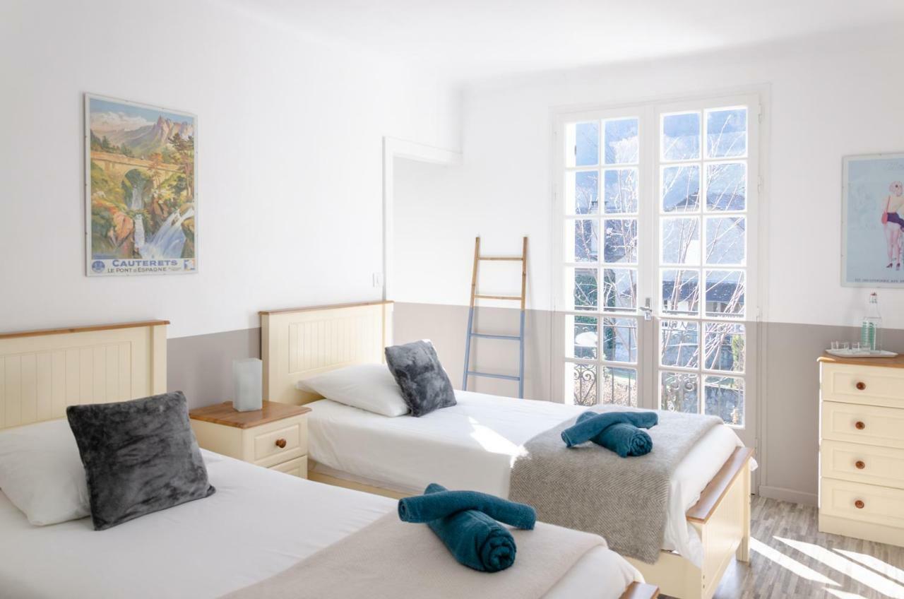 Pyrenees Cycling Lodge Saint-Savin  외부 사진