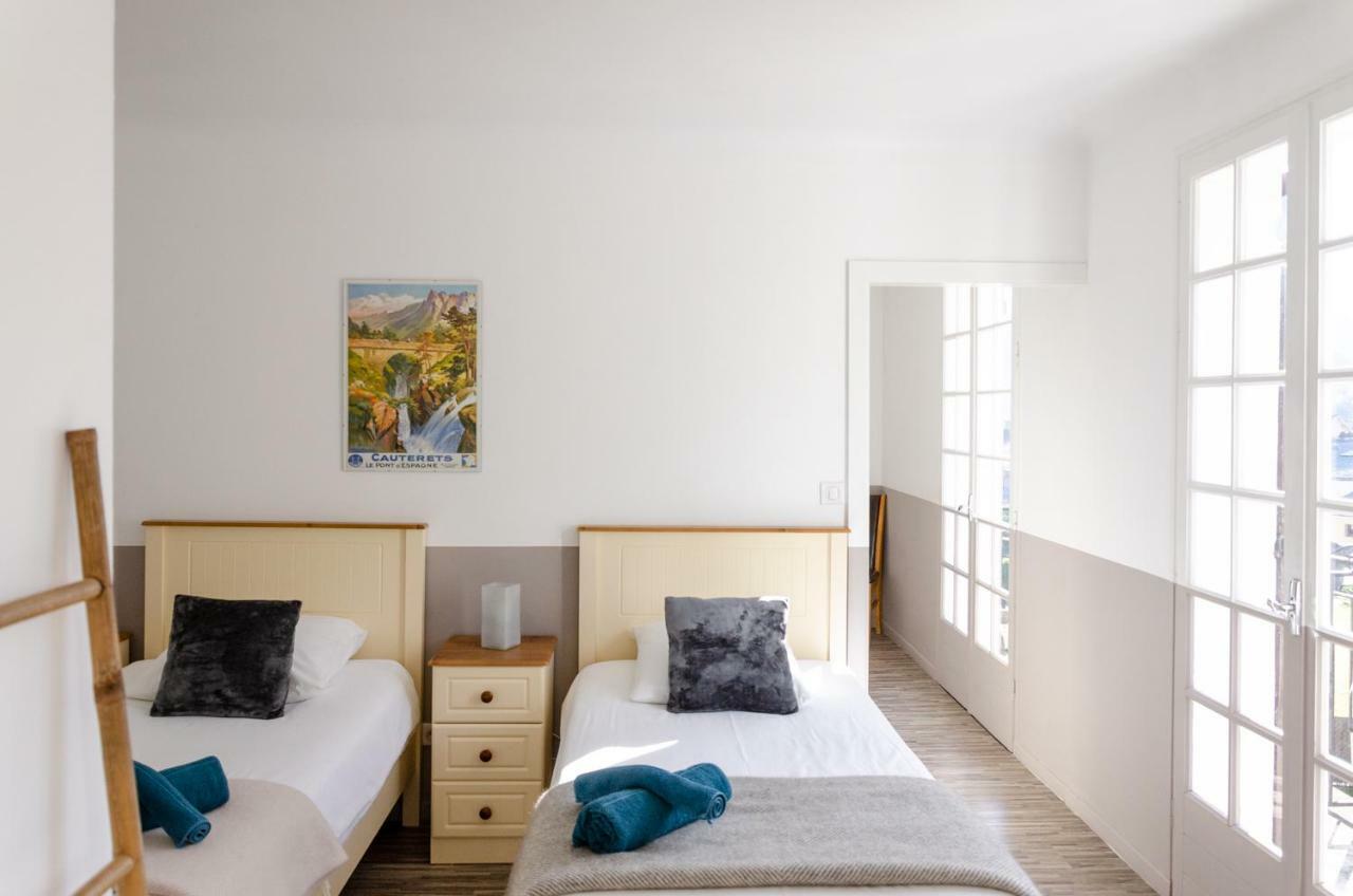 Pyrenees Cycling Lodge Saint-Savin  외부 사진