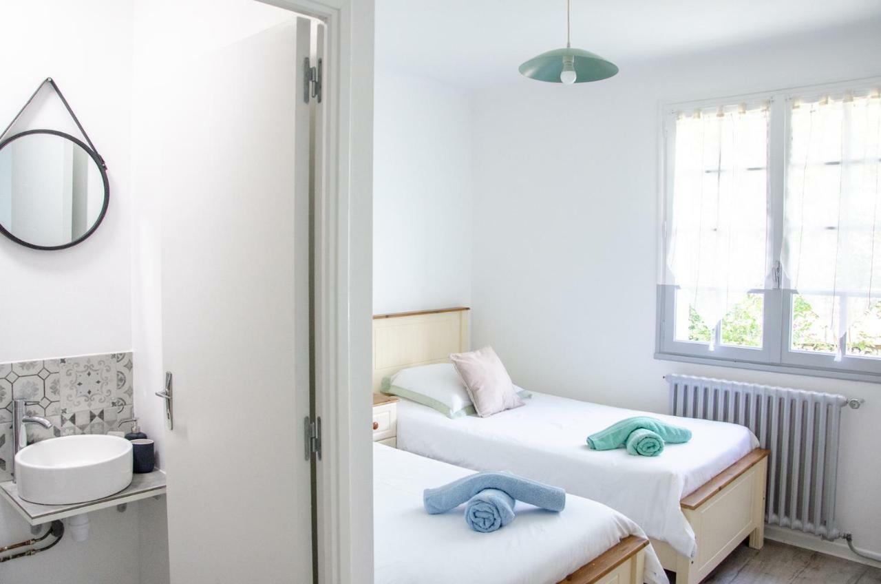 Pyrenees Cycling Lodge Saint-Savin  외부 사진